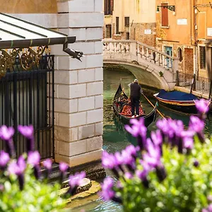 ** Guest house Ca' Maria Callas Italy